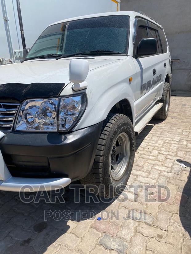 Toyota Land Cruiser Prado 2.7 16V 3dr 2000 White