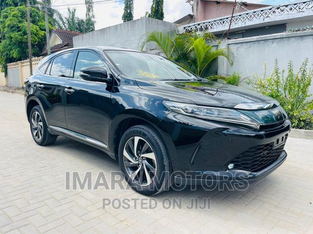 Toyota Harrier 2017 Black