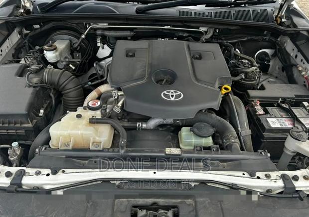 Toyota Fortuner 2018 White