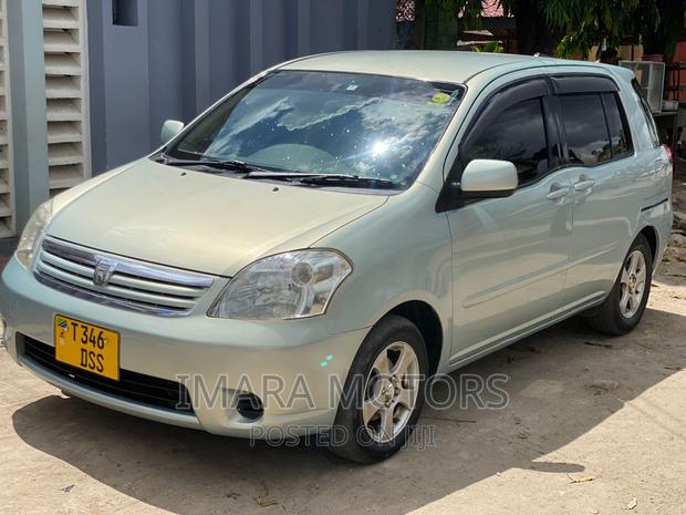 Toyota Raum 2005 Blue