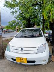 Toyota IST 2004 White for sale