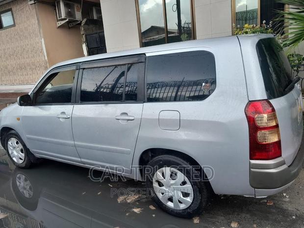 Toyota Probox 1.5 DX Comfort 2WD 2004 Silver