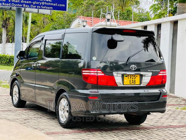 Toyota Alphard 2006 Black