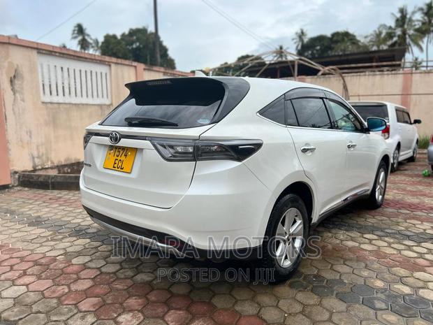 Toyota Harrier 2014 White