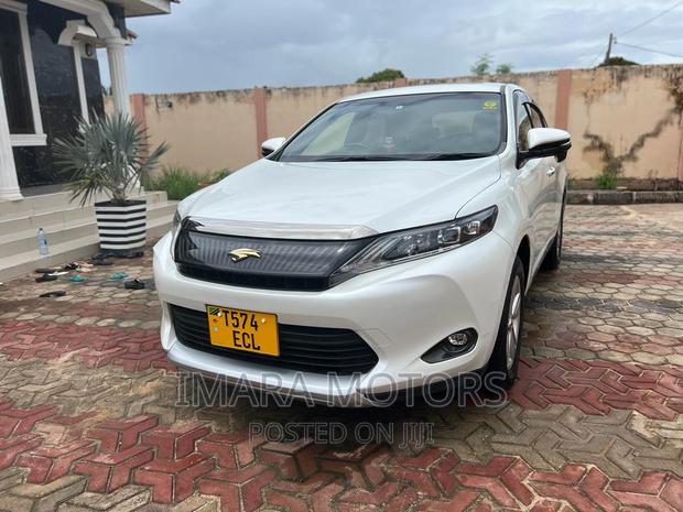 Toyota Harrier 2014 White