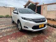 Toyota Harrier 2014 White for sale