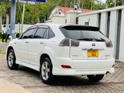 Toyota Harrier 2005 White for sale