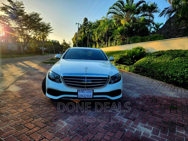 Mercedes-Benz E400 2017 White