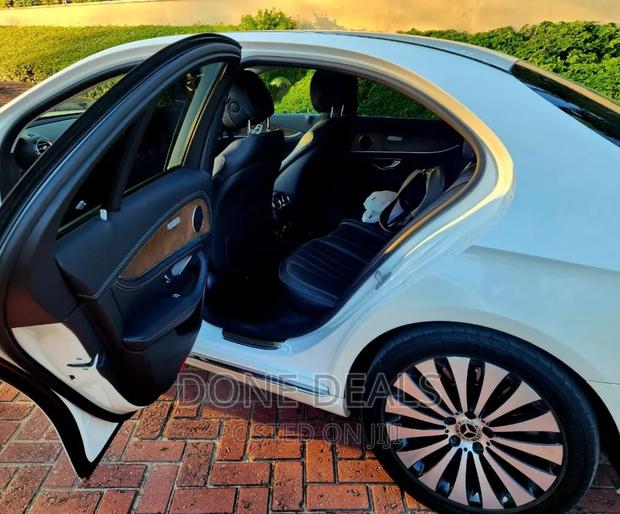 Mercedes-Benz E400 2017 White