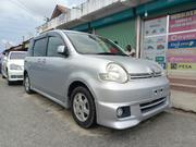 Toyota Sienta 2004 Silver for sale
