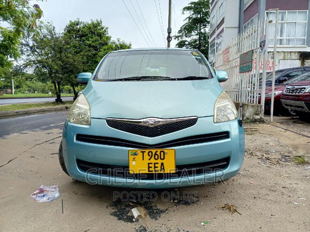 Toyota Ractis 1.3 FWD 2005 Blue