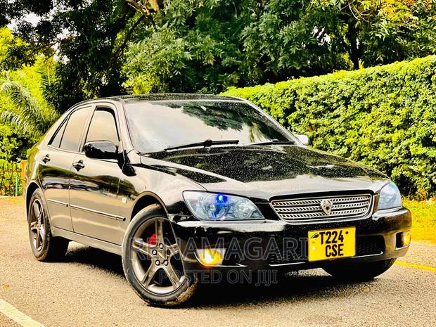 Toyota Altezza 2004 Black