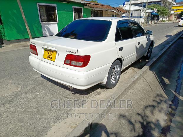 Toyota Carina 2001 White