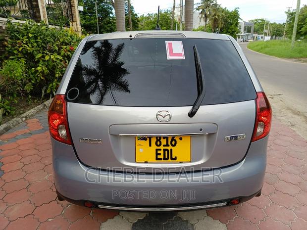 Mazda Verisa 2006 Silver