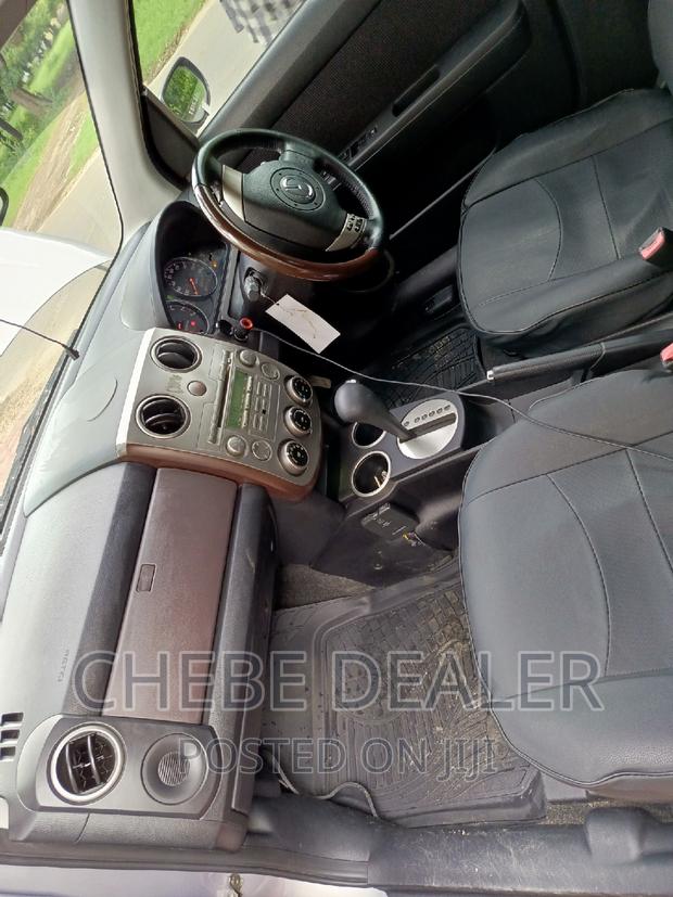 Mazda Verisa 2006 Silver