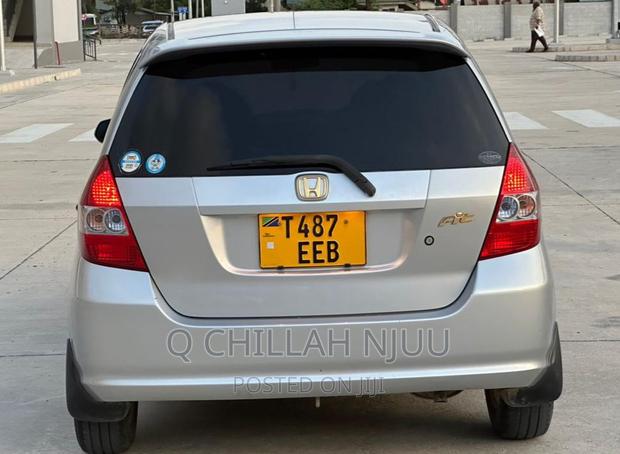 Honda Fit 2003 White