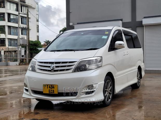 Toyota Alphard 2005 White