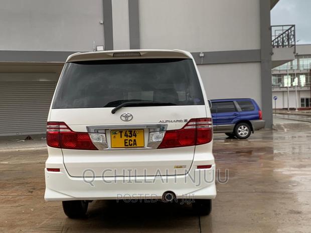 Toyota Alphard 2003 White