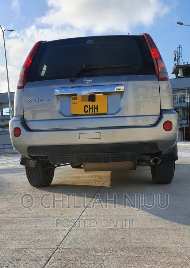 Nissan X-Trail 2003 Gray