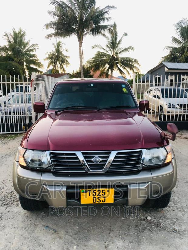 Nissan Patrol 2004 Beige
