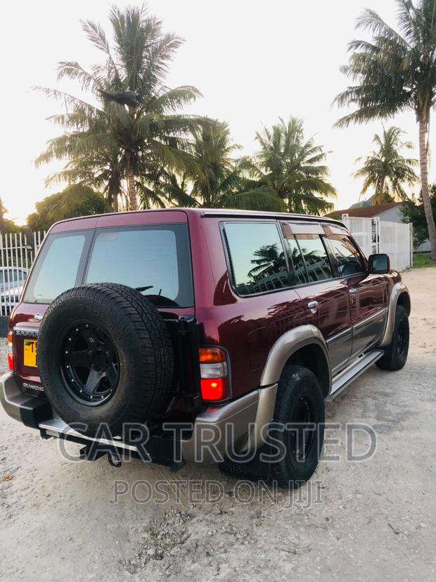 Nissan Patrol 2004 Beige