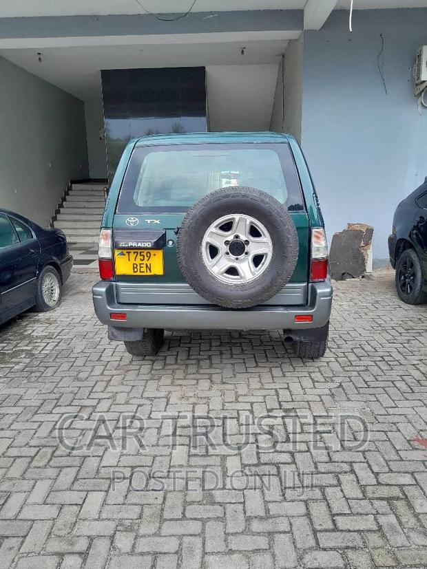 Toyota Land Cruiser Prado 2.7 16V 5dr 1999 Green