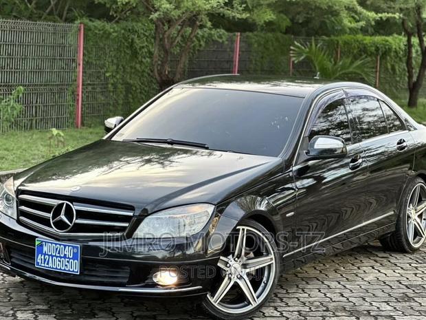 Mercedes-Benz C-Class 2008 Black