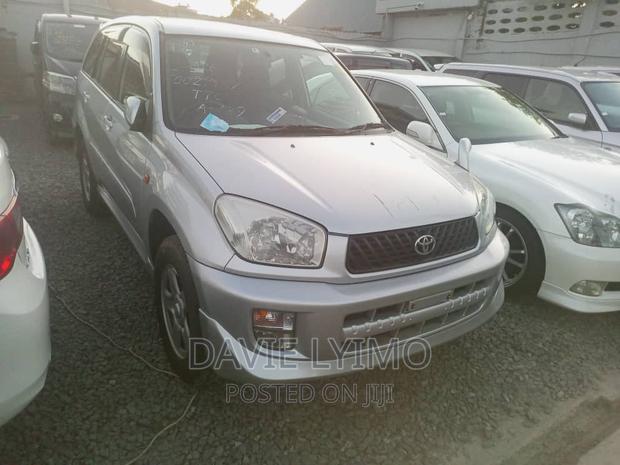 Toyota RAV4 Automatic 2002 Silver