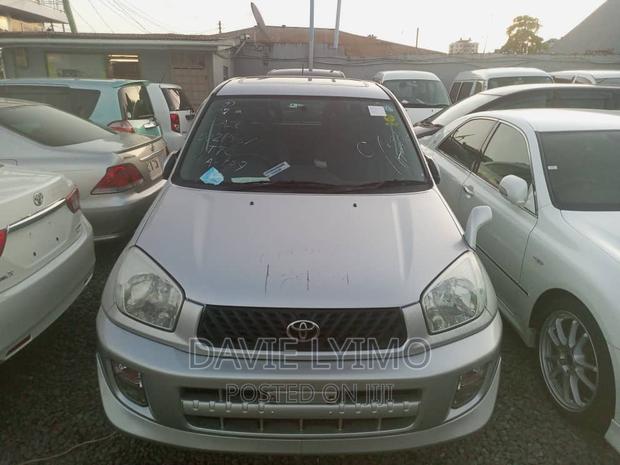 Toyota RAV4 Automatic 2002 Silver