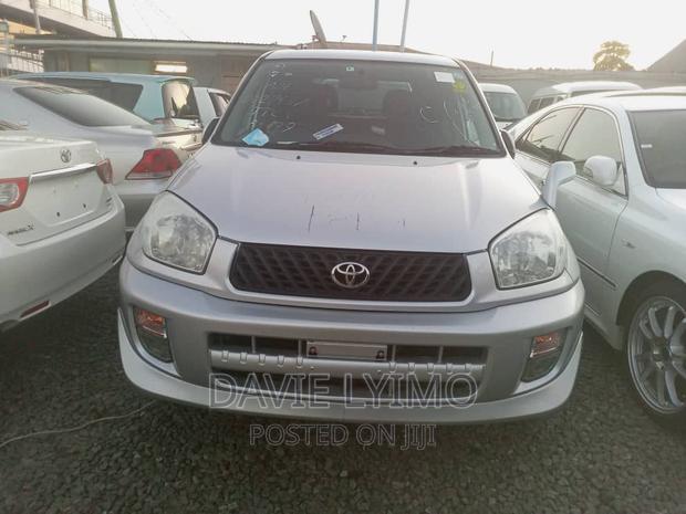 Toyota RAV4 Automatic 2002 Silver
