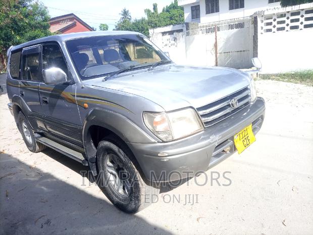Toyota Land Cruiser Prado 2003 Silver