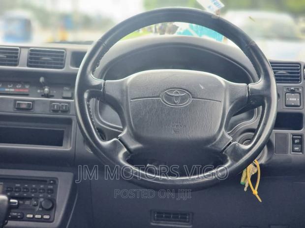 Toyota RAV4 1995 Black