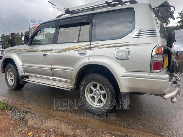 Toyota Land Cruiser Prado 1998 Silver