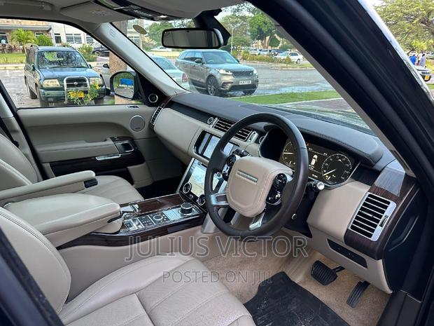 Land Rover Range Rover Vogue 2016 Green