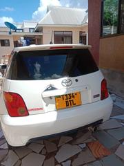 Toyota IST 2004 White for sale