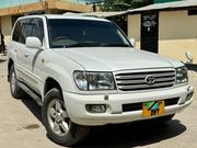 Toyota Land Cruiser 2004 White for sale