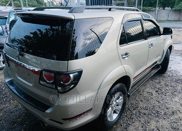 Toyota Fortuner 2016 Silver
