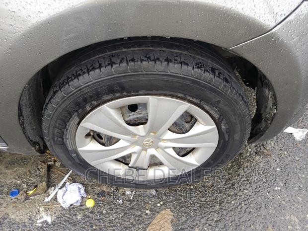 Toyota Ractis 1.5 AWD 2007 Gray