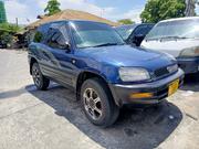 Toyota RAV4 2002 Blue for sale