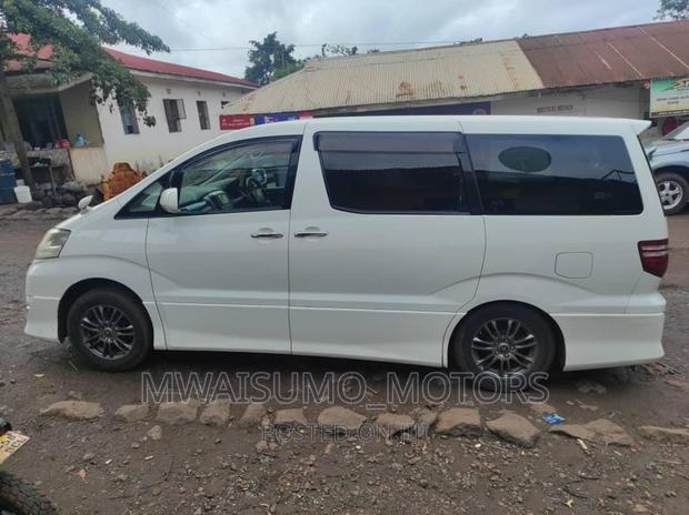 Toyota Alphard 2007 White