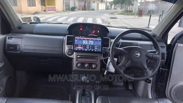 Nissan X-Trail 2004 Black