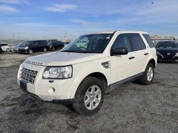 Land Rover Freelander 2010 Pearl