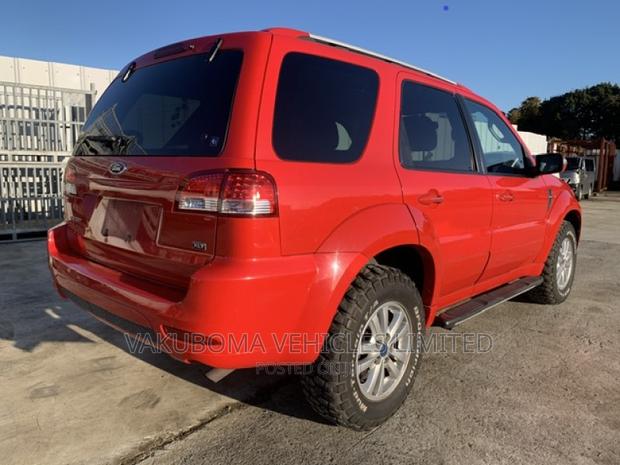 Ford Escape 2011 Red
