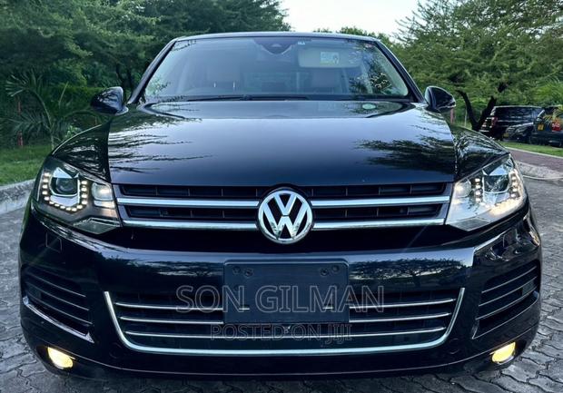 Volkswagen Touareg 2013 Black