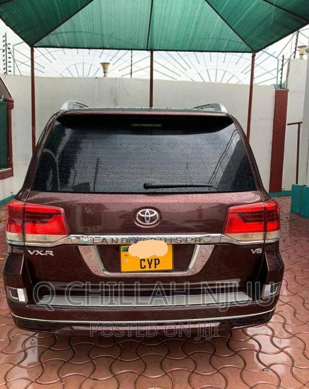Toyota Land Cruiser Prado 2014 Red