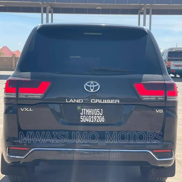 Toyota Land Cruiser 2008 Black