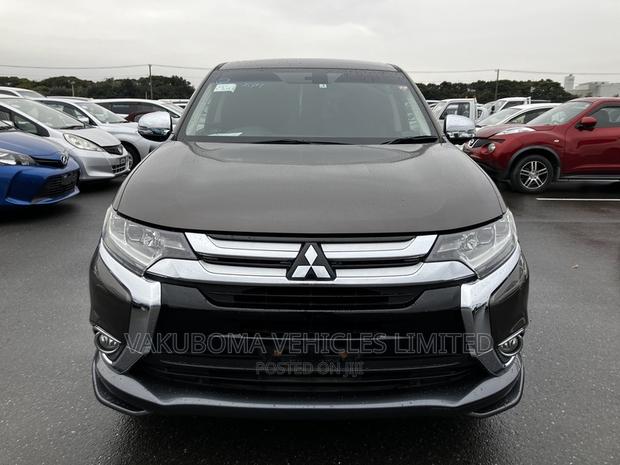 Mitsubishi Outlander 2017 Gray