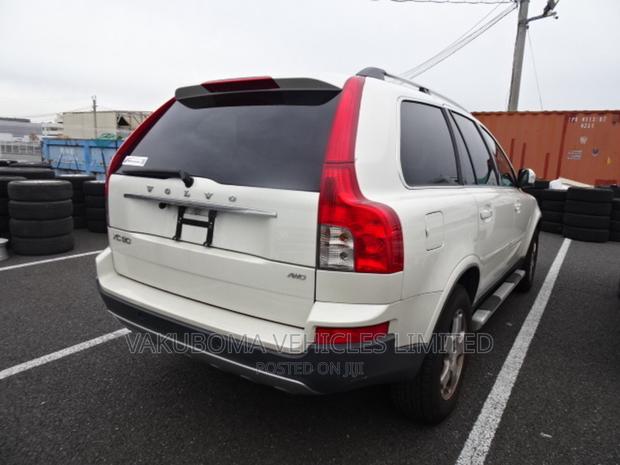Volvo XC90 2010 Pearl