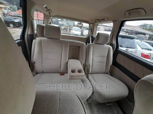 Toyota Alphard 2005 Black