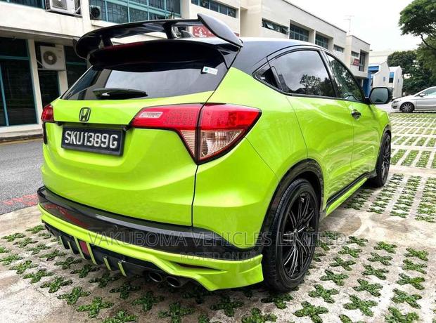 Honda Vezel 2015 Green